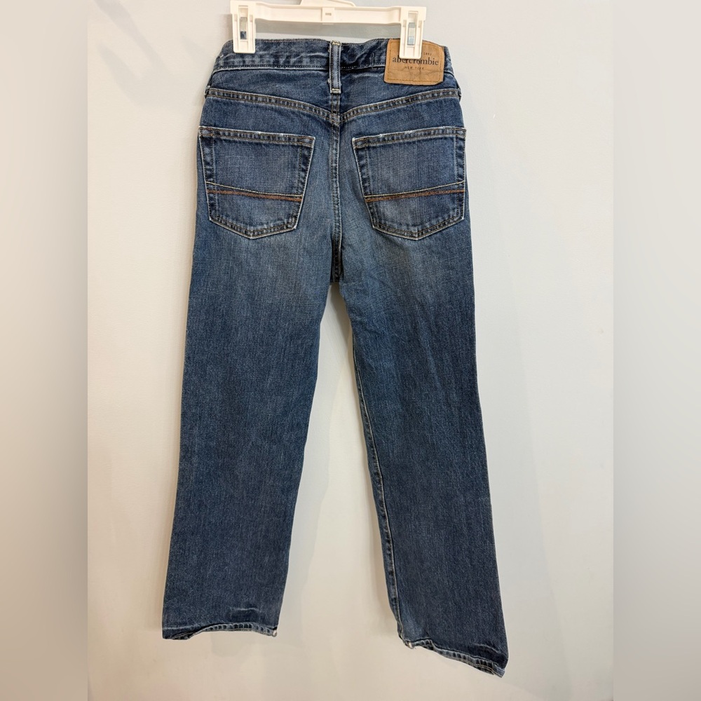 Abercrombie & Fitch Boy's Straight Leg Jeans - 14 Slim - Picture 2 of 10